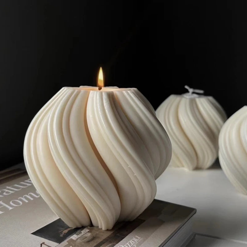 Nordic Luxe Geometric Swirl Candle