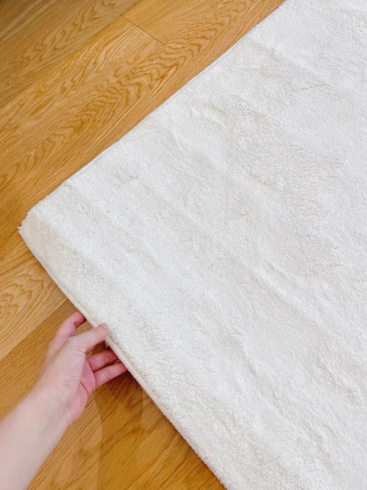 BlancSol Minimalist White Area Rug